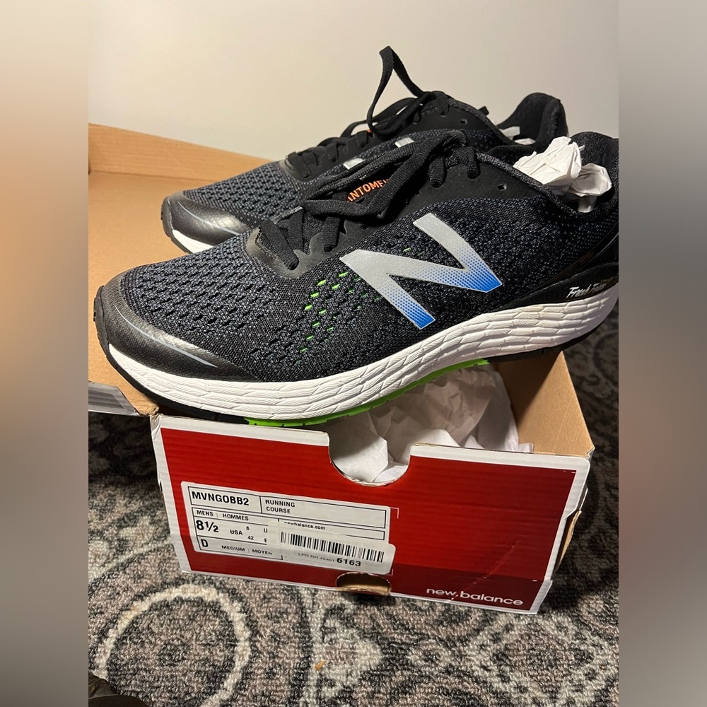 Size 8.5 New Balance Fresh Foam Vongo 2 Running Shoes